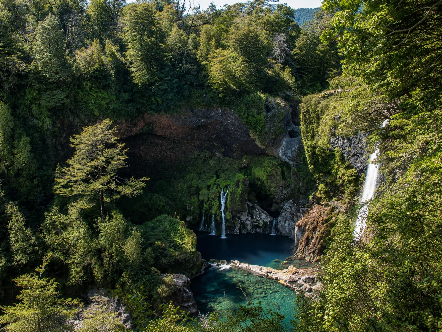 Pozones turquesa del Salto Huilo Huilo